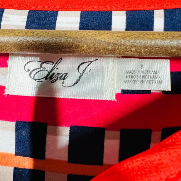 Eliza J Stripe Sheath Dress Scoop Neck 3/4 Sleeve Knee Lgth - 8 - Picture 3 of 4